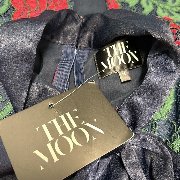 NWT The Moon Collection Green Lace Floral Neck Bow Dress Sz M - Picture 12 of 12